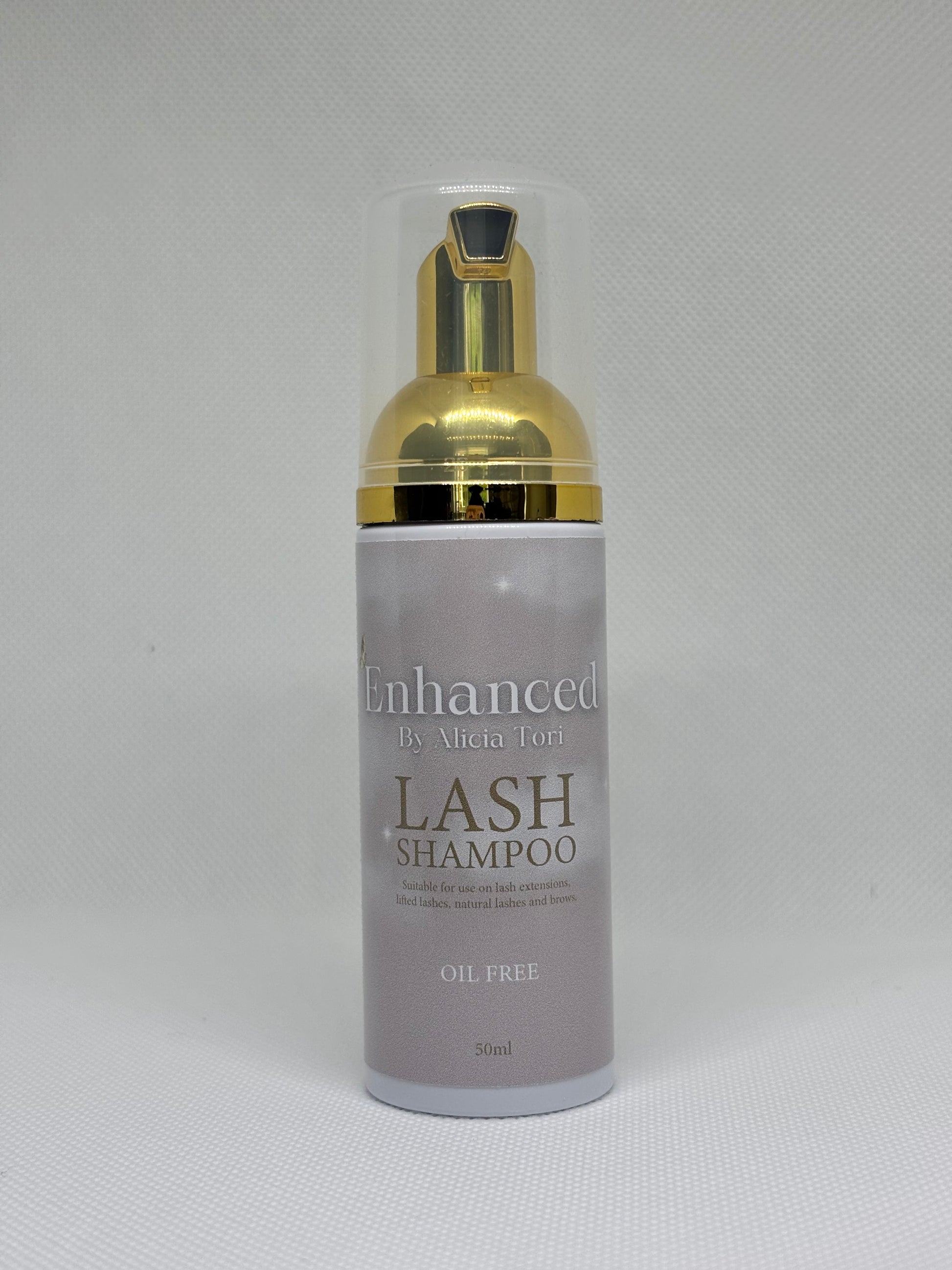 Lash shampoo